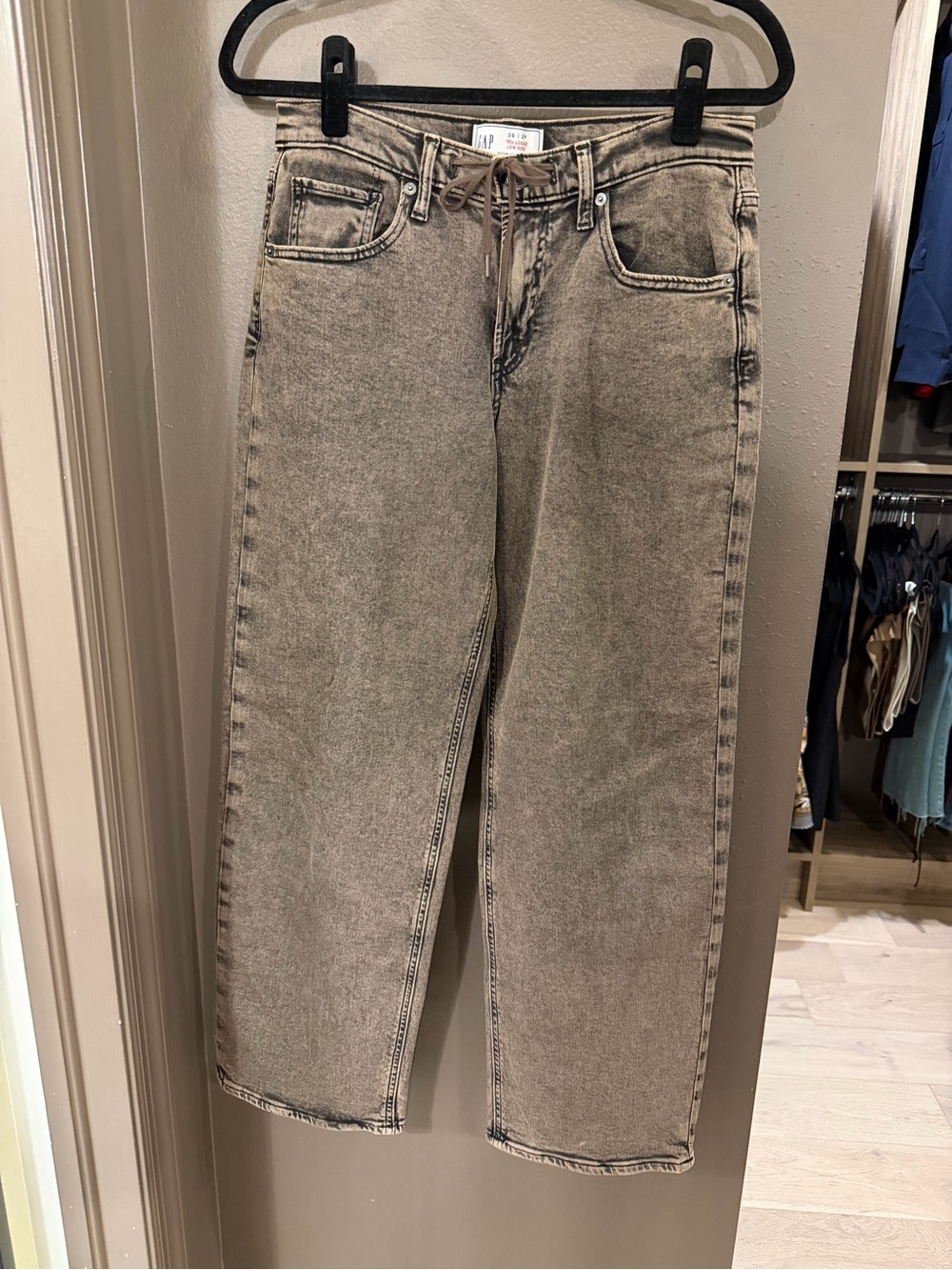 GAP Low Rise '90s Loose Jeans